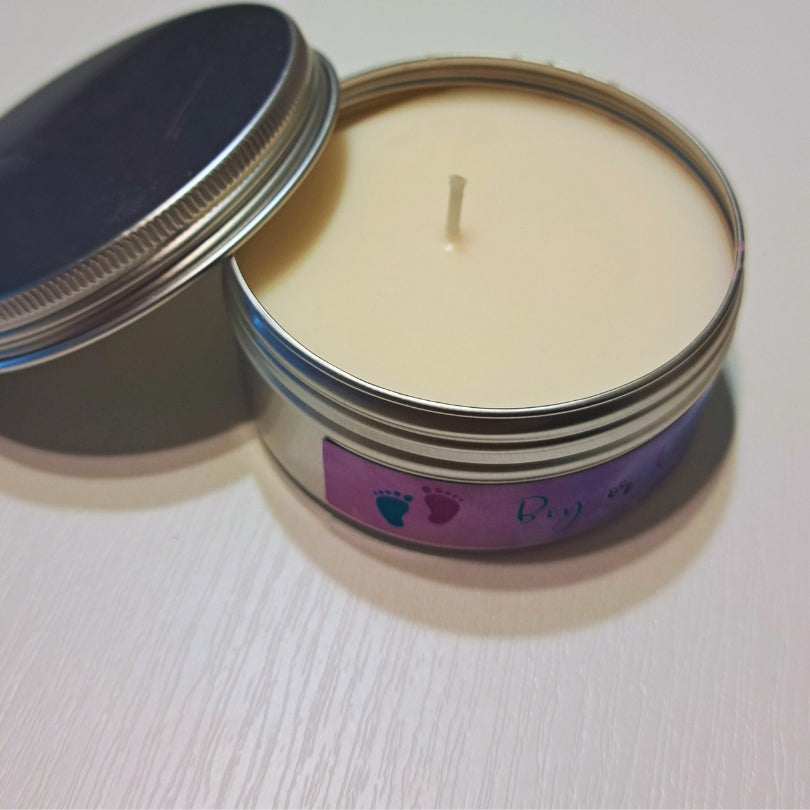 Svíčka Kiskedves se srdíčky pro "Gender reveal" párty