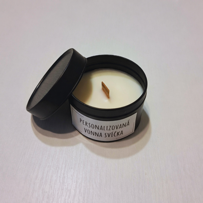 Personalizovaná vonná svíčka s dřevěným knotem
